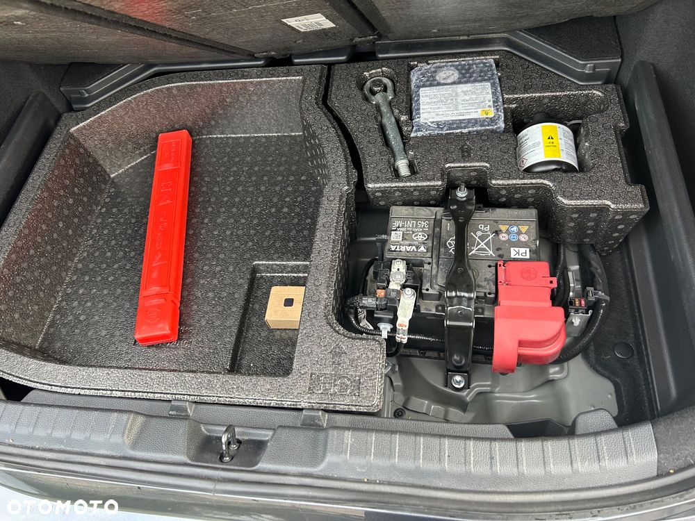 Toyota Corolla 2.0 Hybrid GR Sport - 10