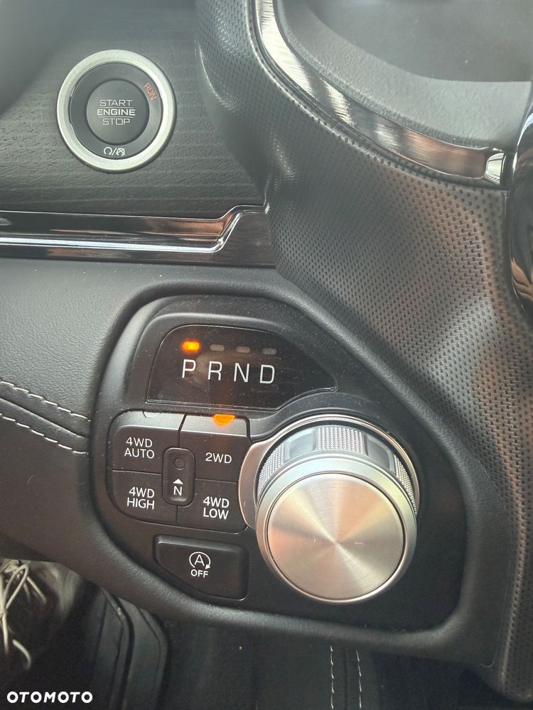 Dodge RAM 5.7 4x4 - 13