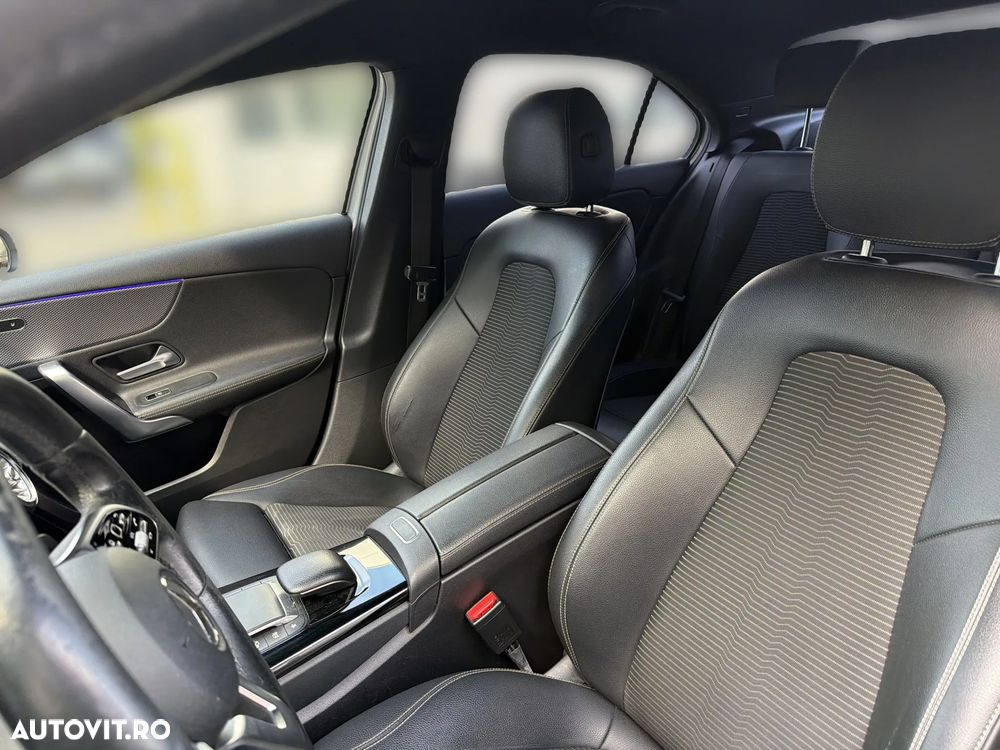 Mercedes-Benz A 180 d Sedan Aut. - 11