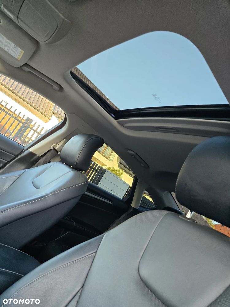 Ford Fusion - 21