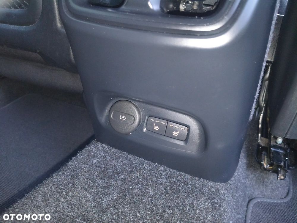 Volvo XC 40 Twin Recharge Plus - 18