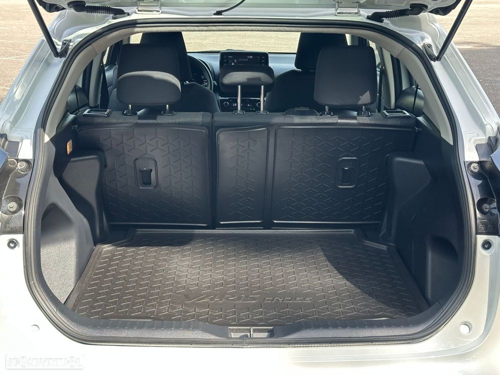 Toyota Yaris Cross 1.5 HDF Comfort Plus - 19