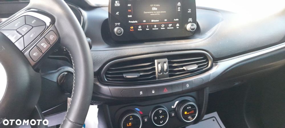 Fiat Tipo 1.4 T-Jet 16v Sport - 20