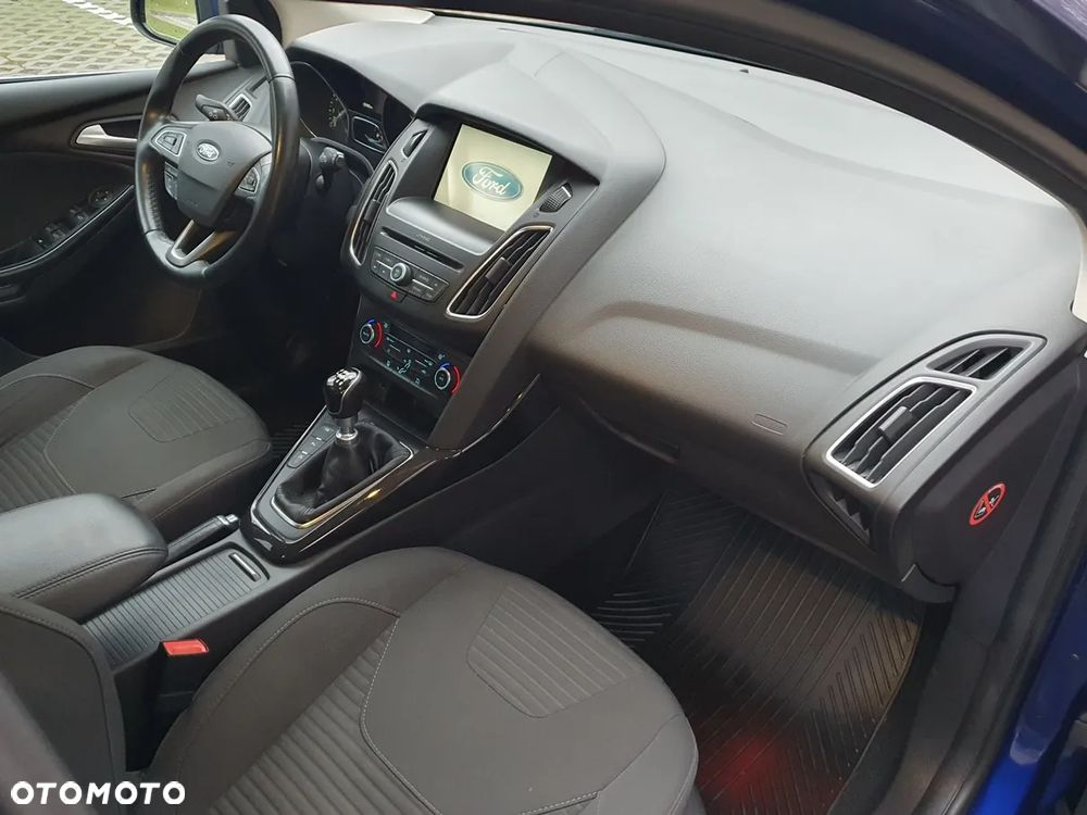 Ford Focus 1.0 EcoBoost Titanium ASS - 14