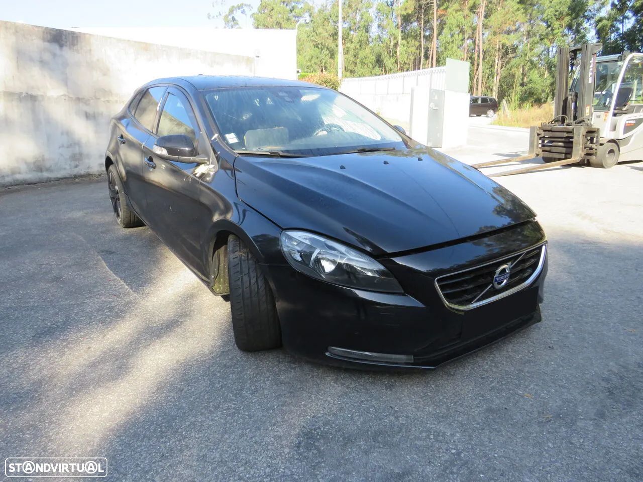 Volvo V40 1.3 D2 de 2016 - Peças Usadas (8547) - 1