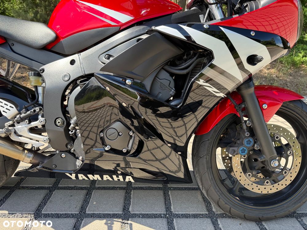 Yamaha YZF - 3