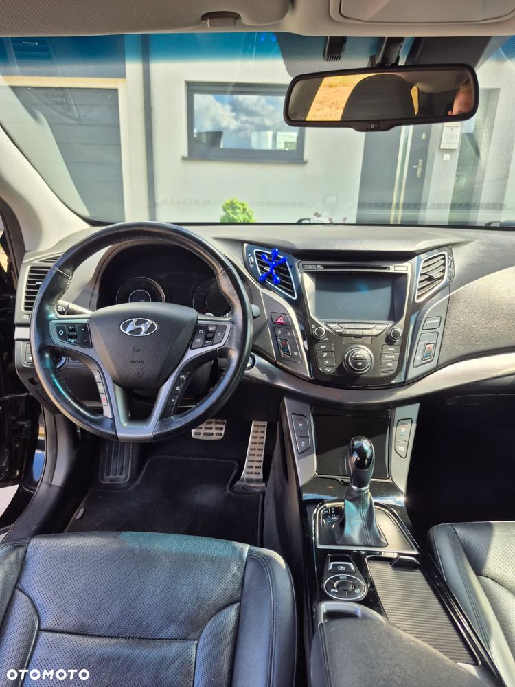 Hyundai i40 Kombi blue 1.7 CRDi DCT Premium - 14