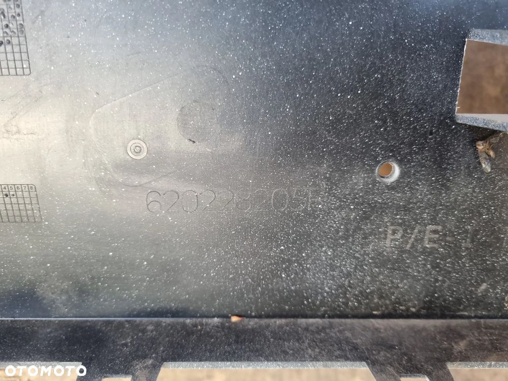 RENAULT MASTER III LIFT ZDERZAK PRZEDNI PRZÓD - 7