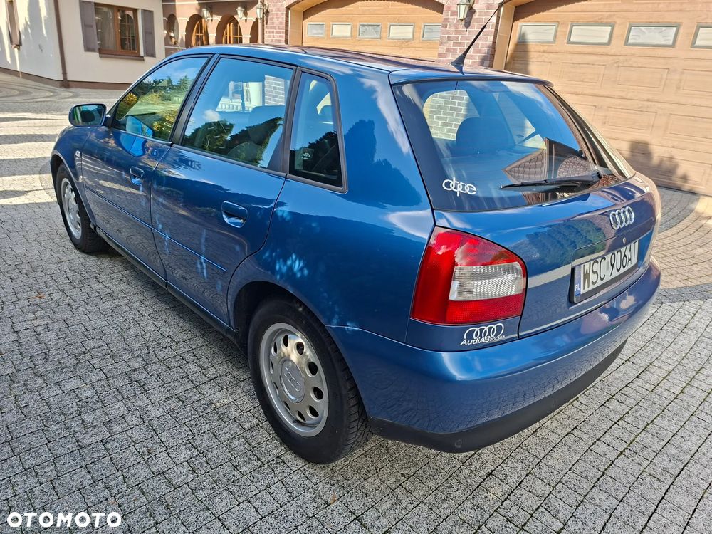 Audi A3 Sportback 2001 photo 2