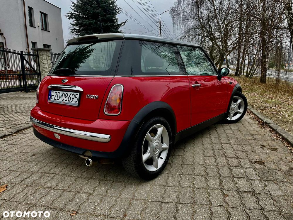 MINI Cooper Standard - 1