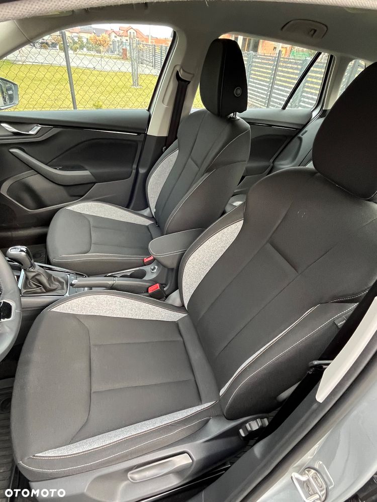 Skoda Kamiq 1.0 TSI Selection DSG - 21