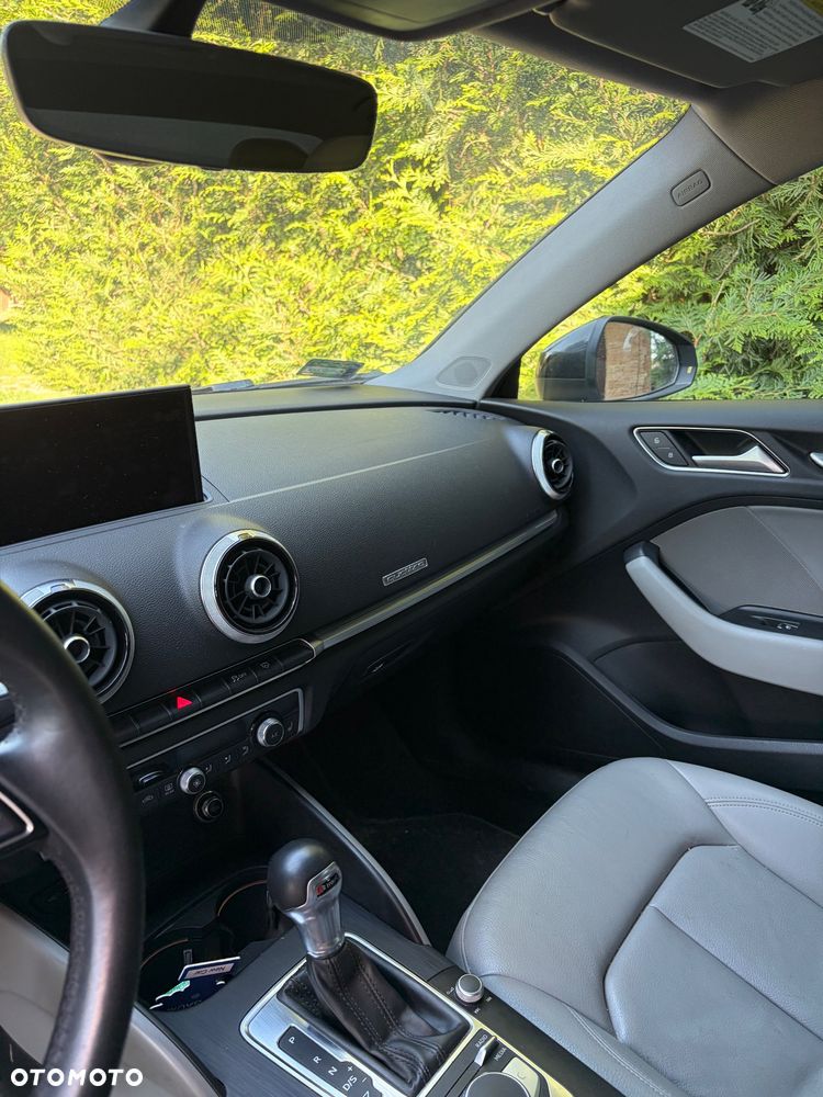 Audi A3 Limousine 2.0 TFSI quattro S tronic design - 2