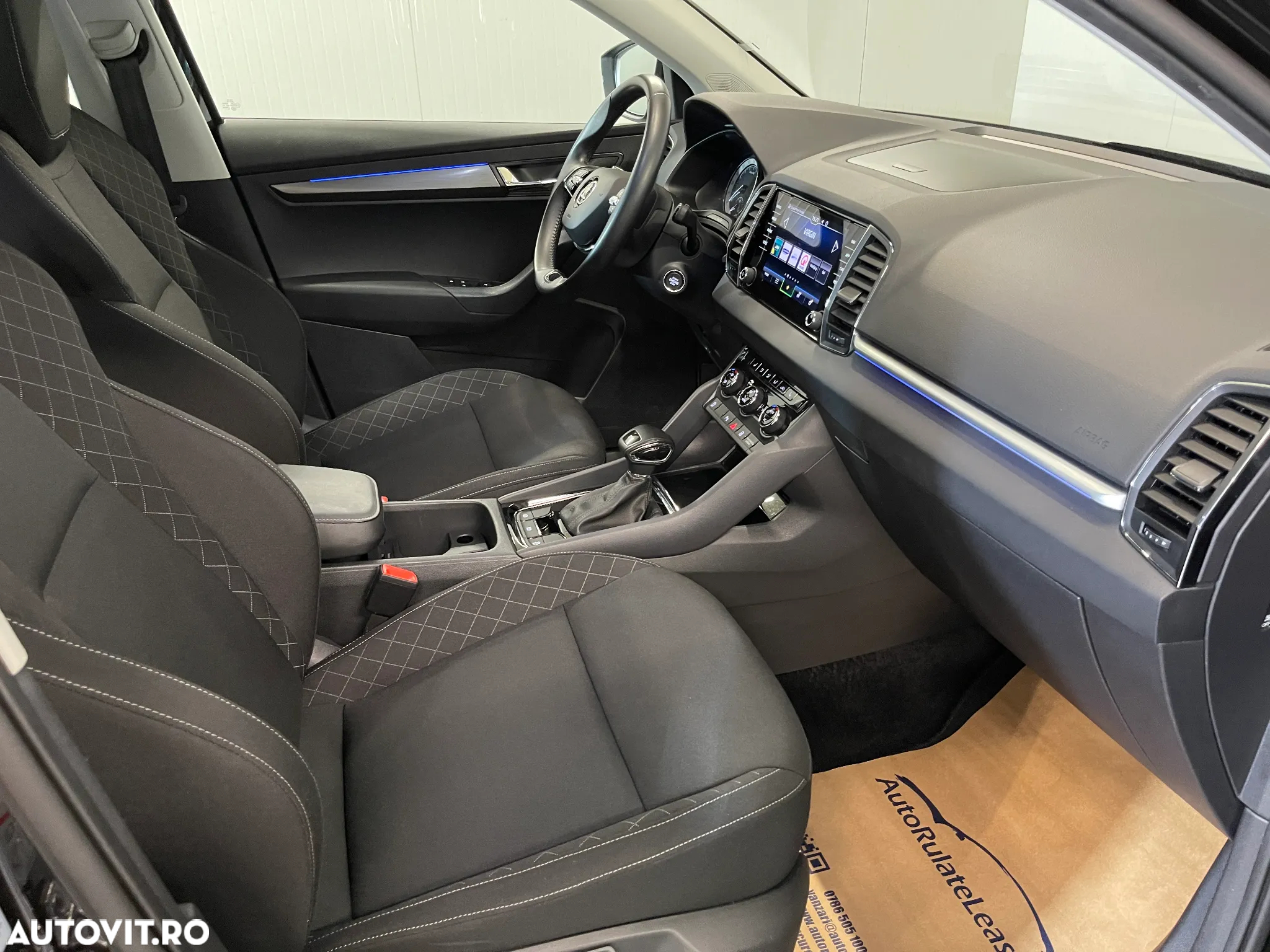 Skoda Karoq 1.6 TDI DSG Ambition - 11