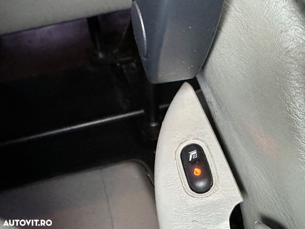 Opel Vivaro 2.5 CDTI L2H1 Design Edition - 24