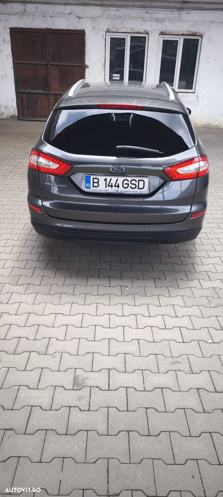 Ford Mondeo 2.0 TDCi Powershift Business - 5