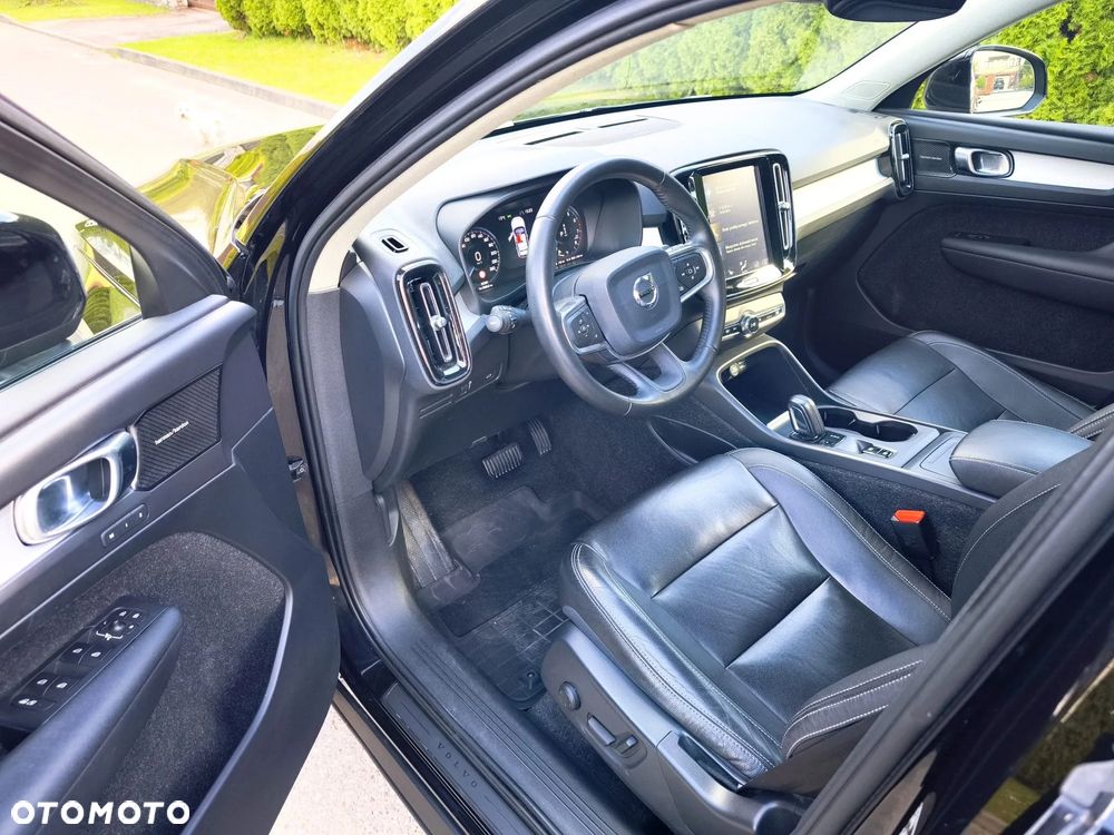 Volvo XC 40 T5 AWD Momentum - 10