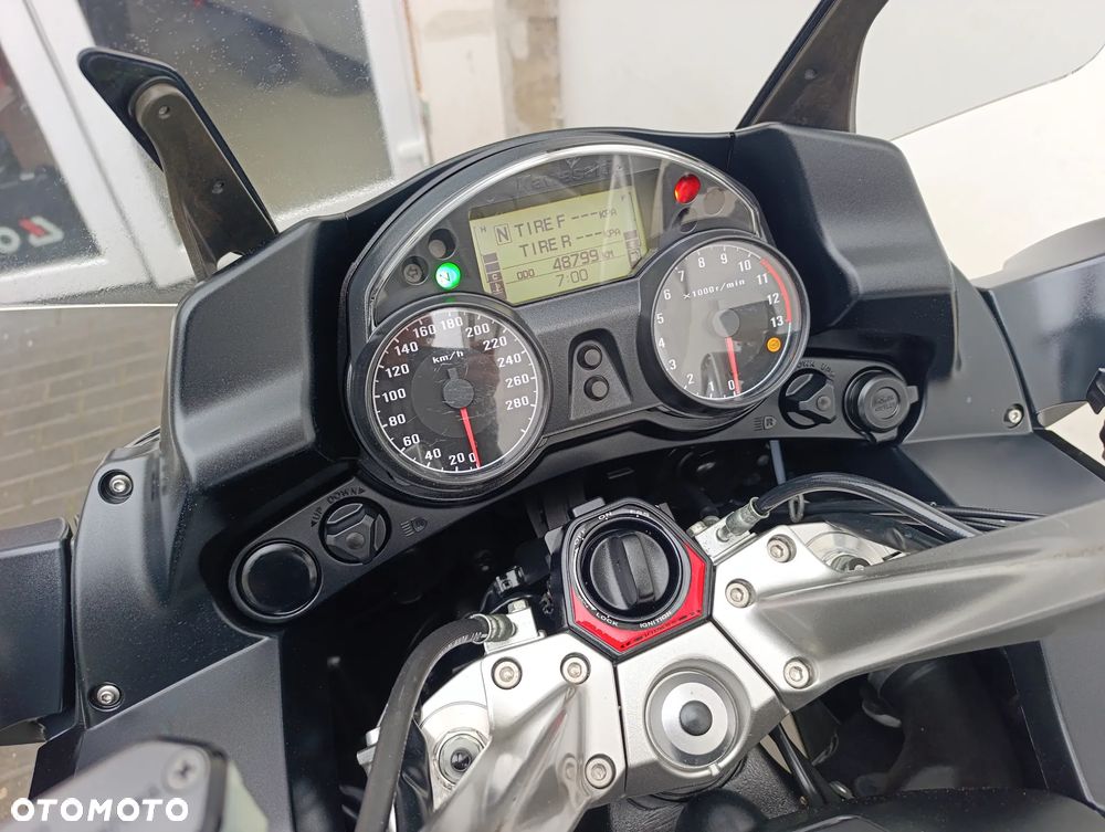 Kawasaki GTR - 19