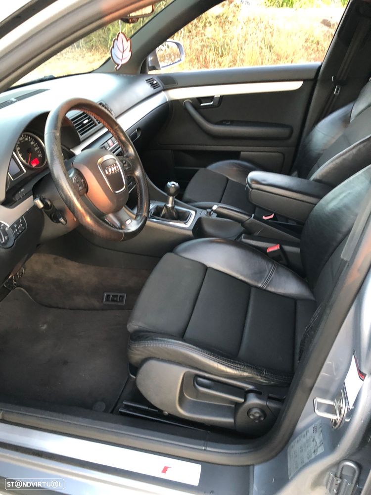 Audi A4 Avant 2.0 TDi - 14