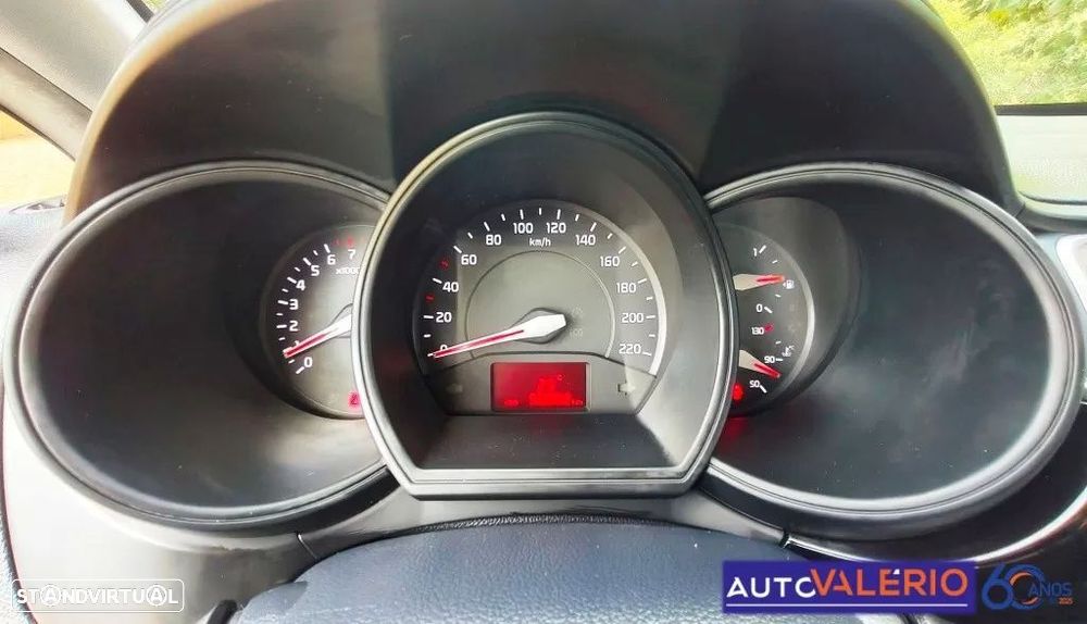 Kia Rio 1.2 CVVT EX — fotografia 16