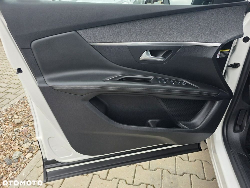 Peugeot 3008 2.0 BlueHDi GT S&S EAT8 - 26