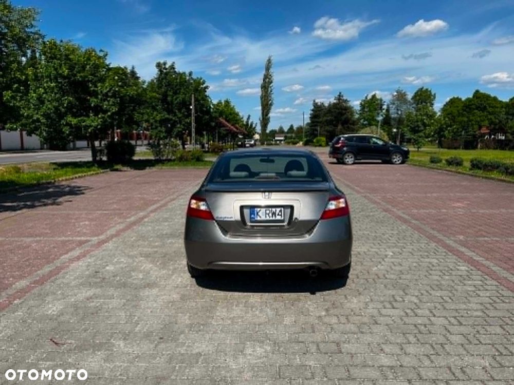 Honda Civic - 8