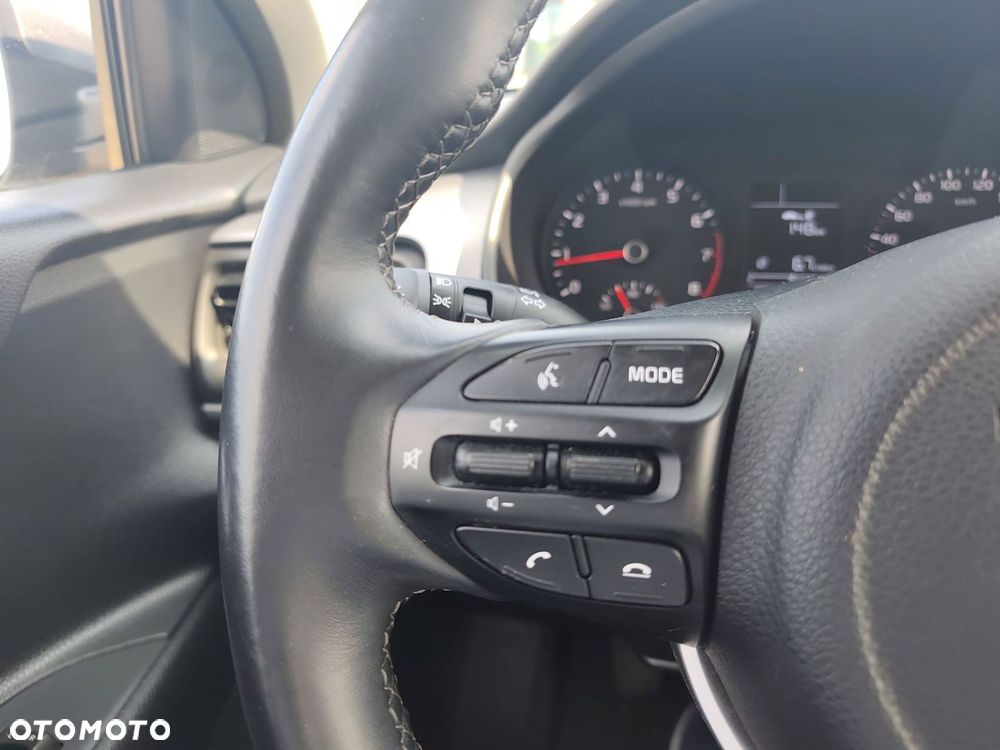 Kia Stonic 1.2 M - 24
