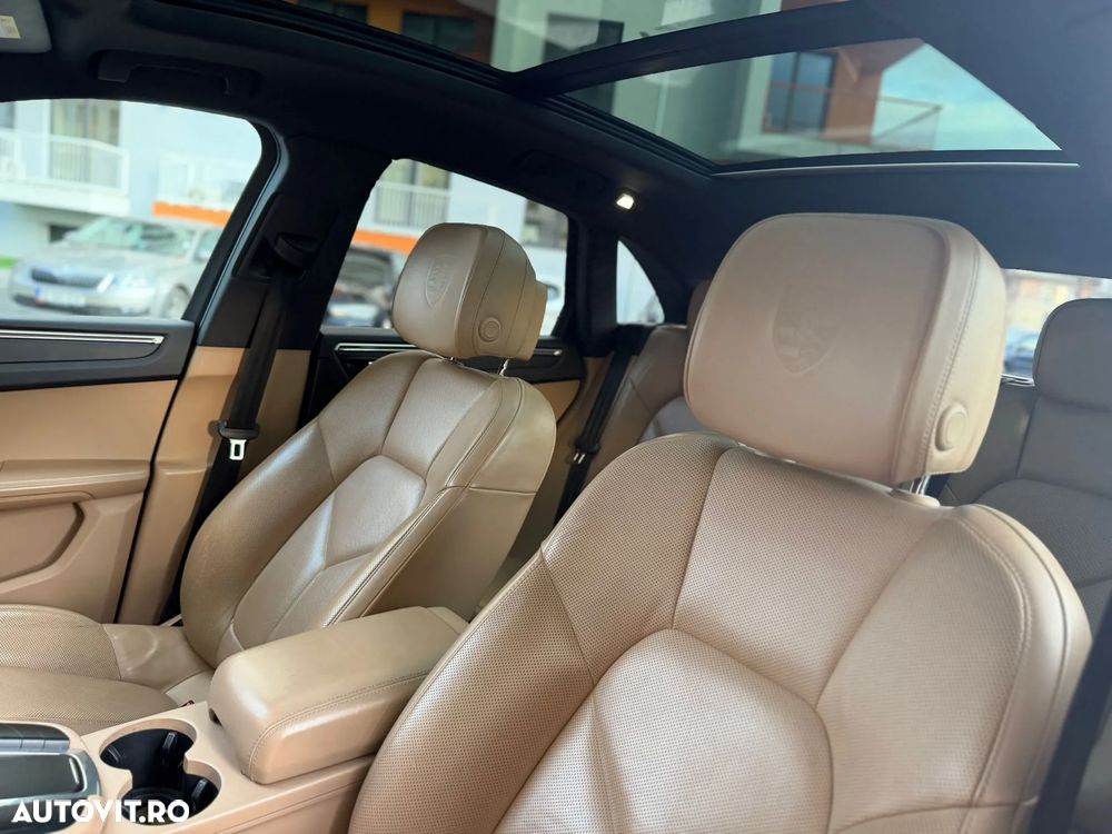Porsche Macan Standard - 9
