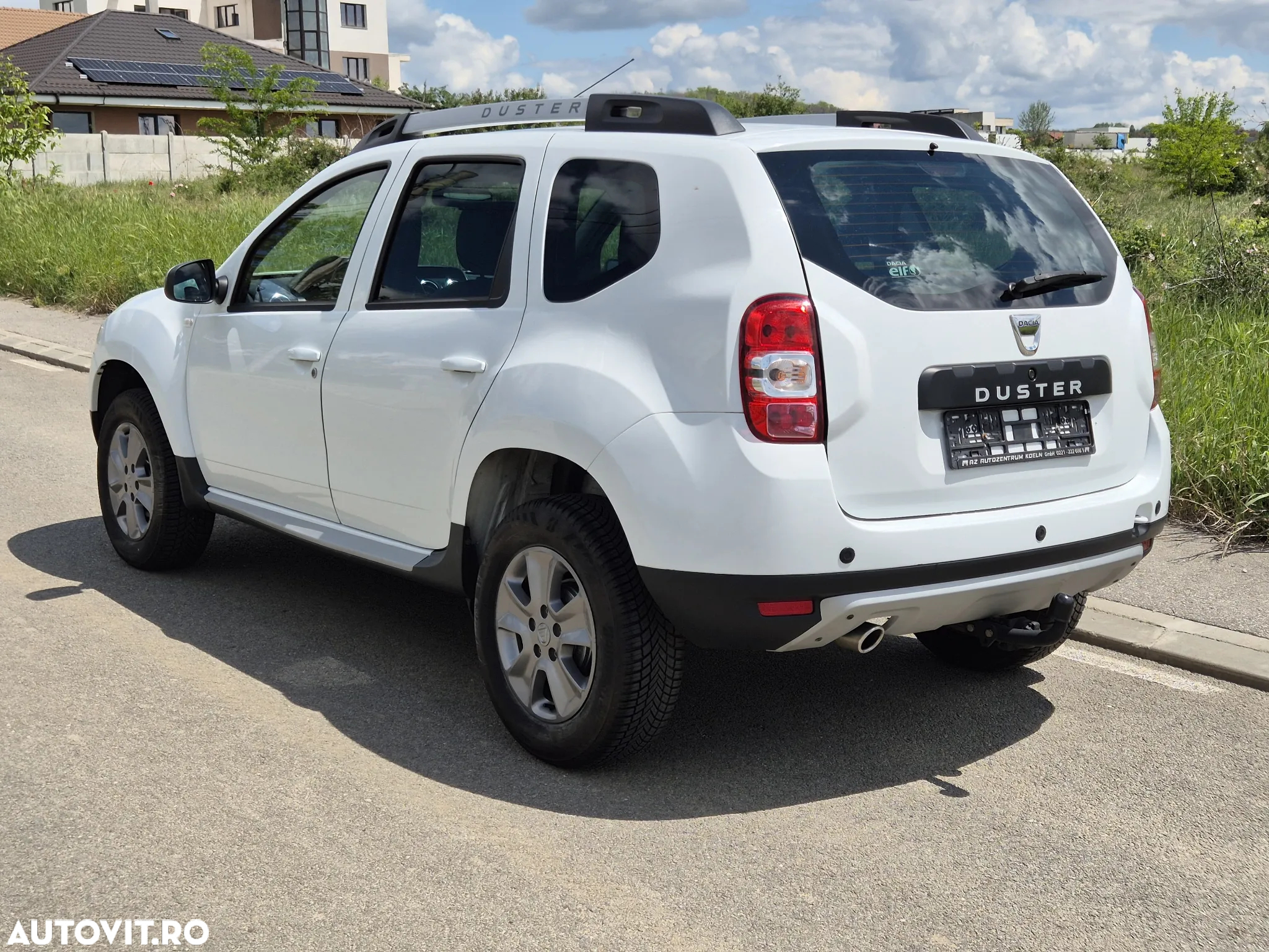 Dacia Duster 1.5 dCi 4x2 Laureate - 4