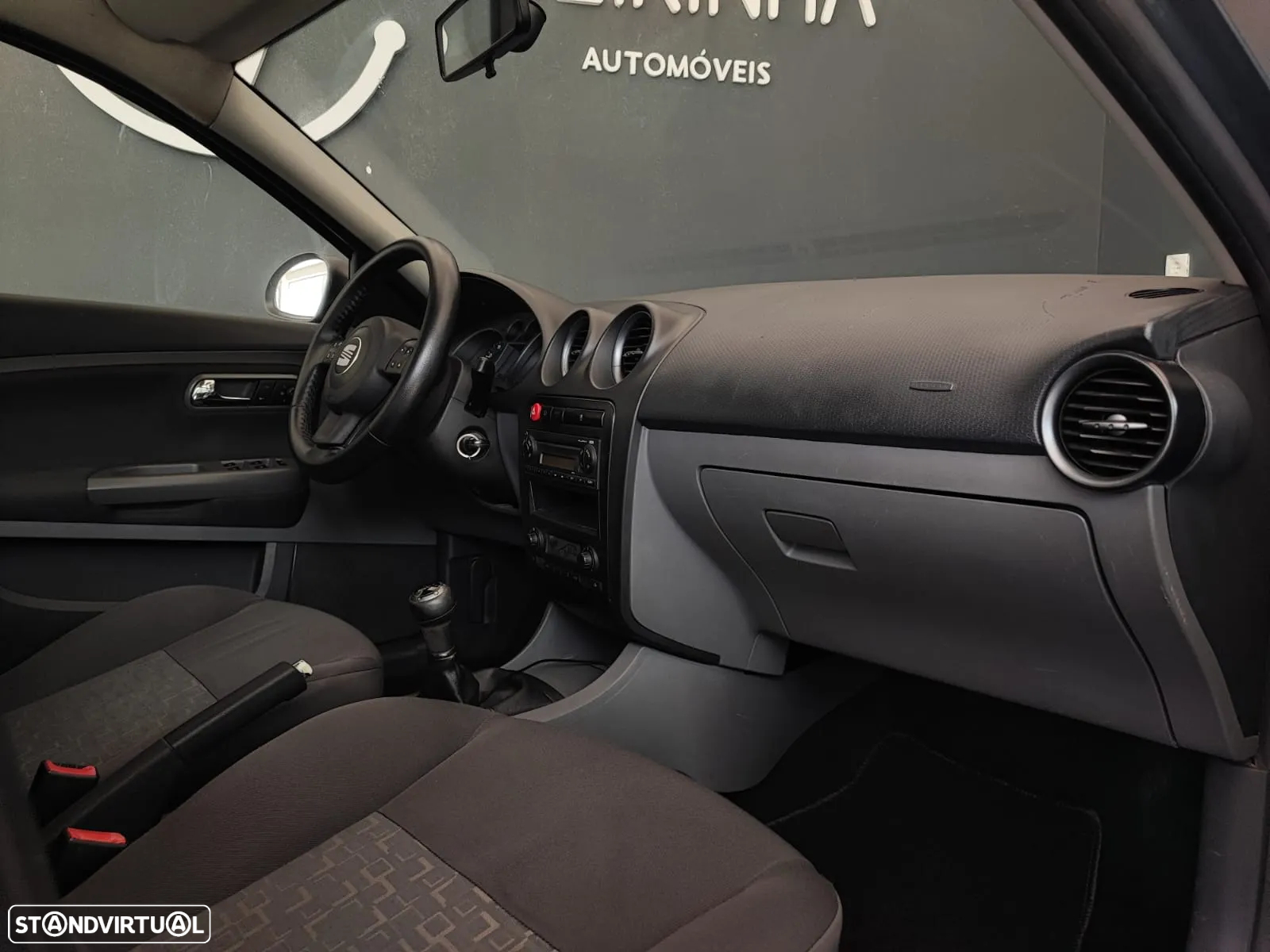 SEAT Ibiza 1.2 12V Reference - 28