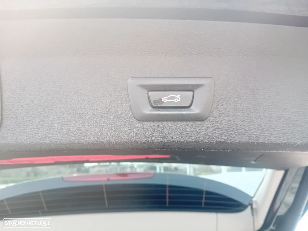 BMW X1 16 d sDrive Line Sport - 22