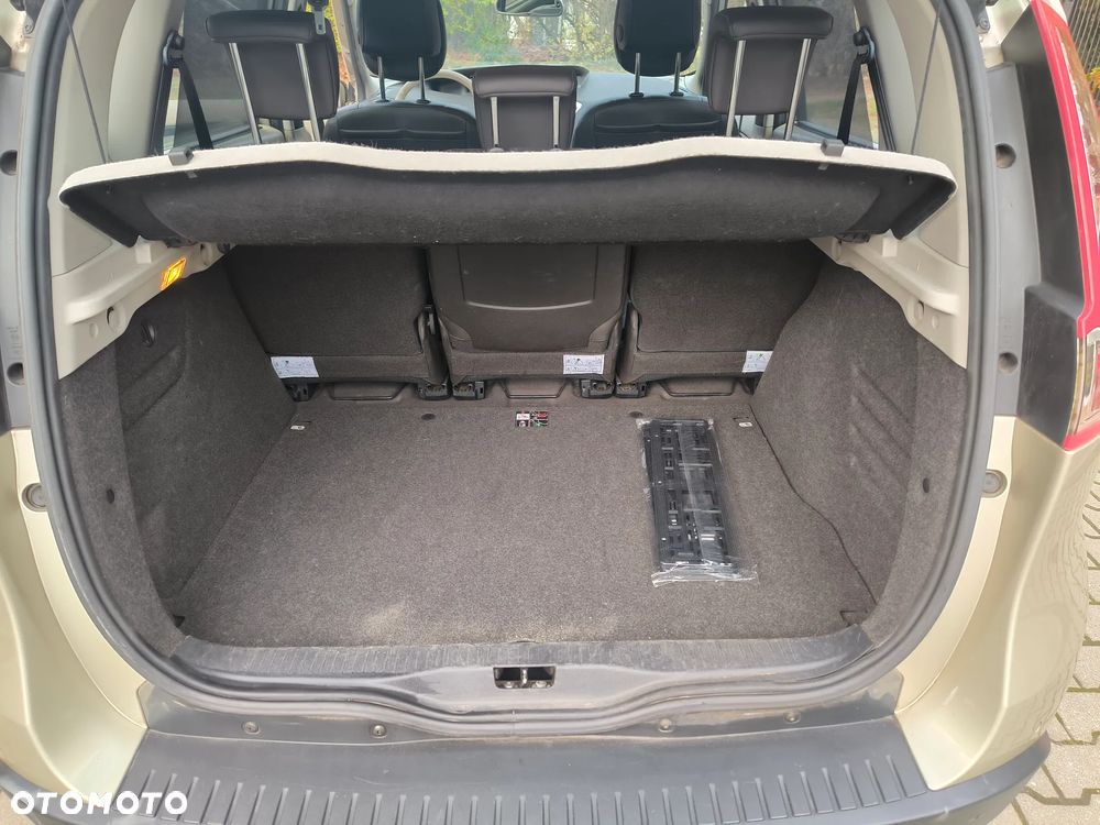 Renault Scenic TCe 130 Dynamique - 8