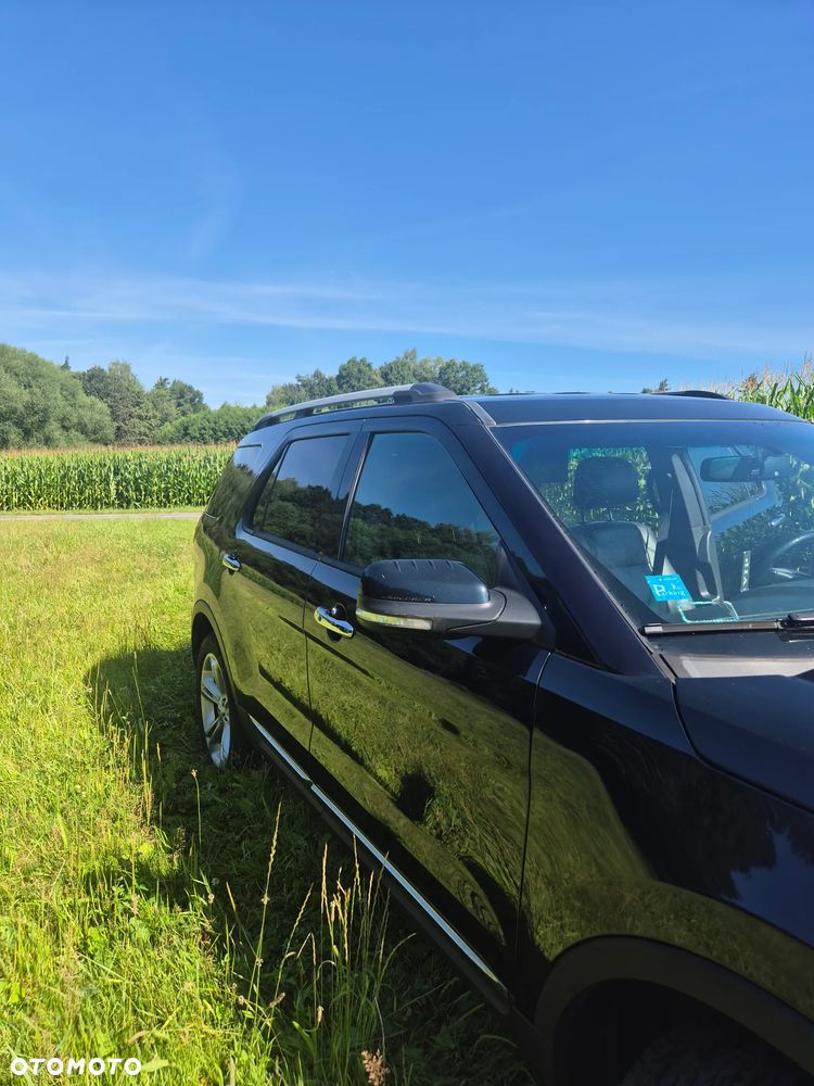 Ford Explorer - 5