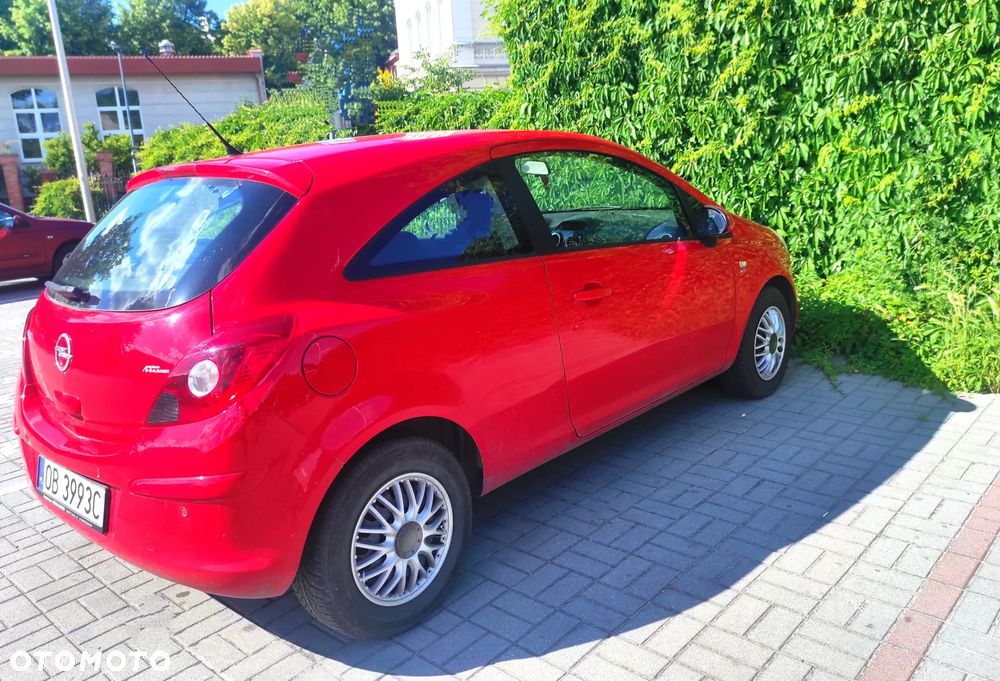 Opel Corsa 1.4 Cosmo - 9