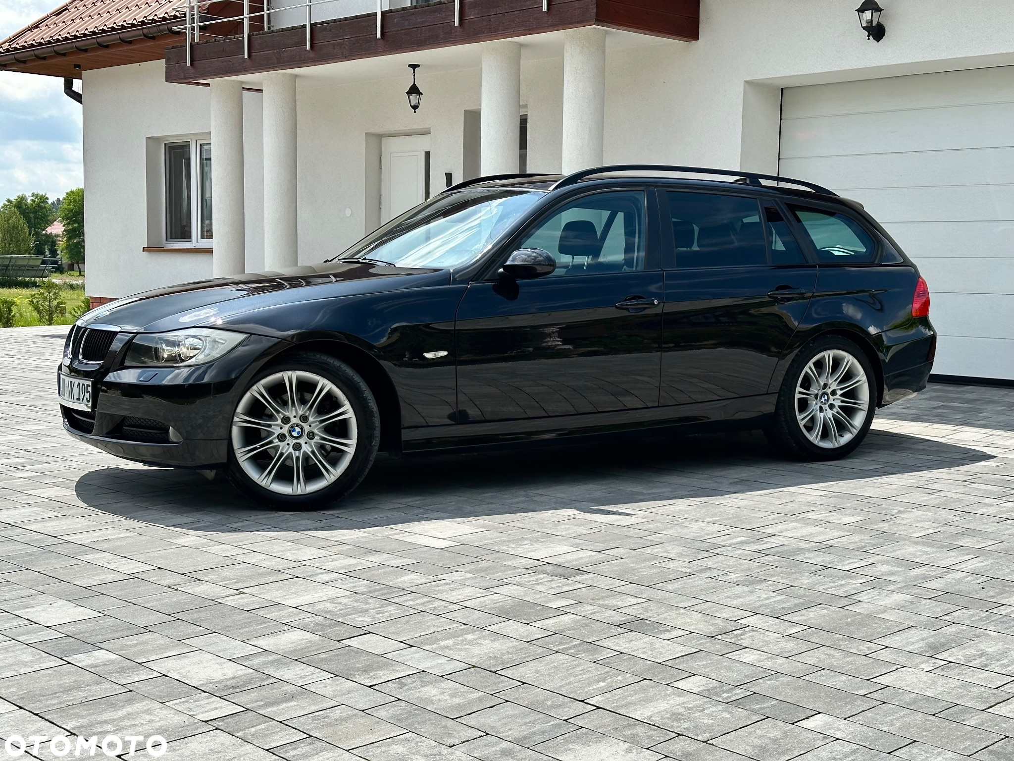 BMW Seria 3 320i Touring - 7