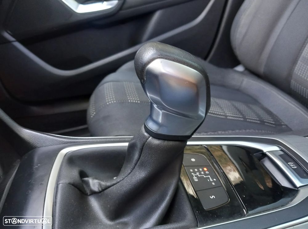 Peugeot 308 1.6 e-HDi Allure CMP6 - 29