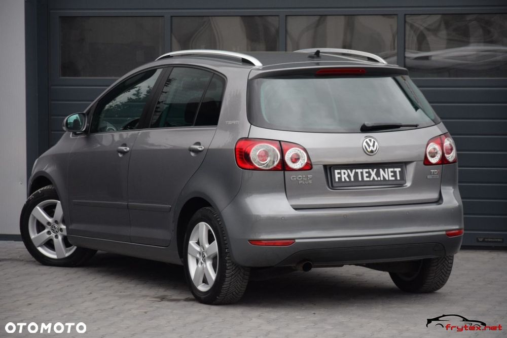 Volkswagen Golf Plus - 15