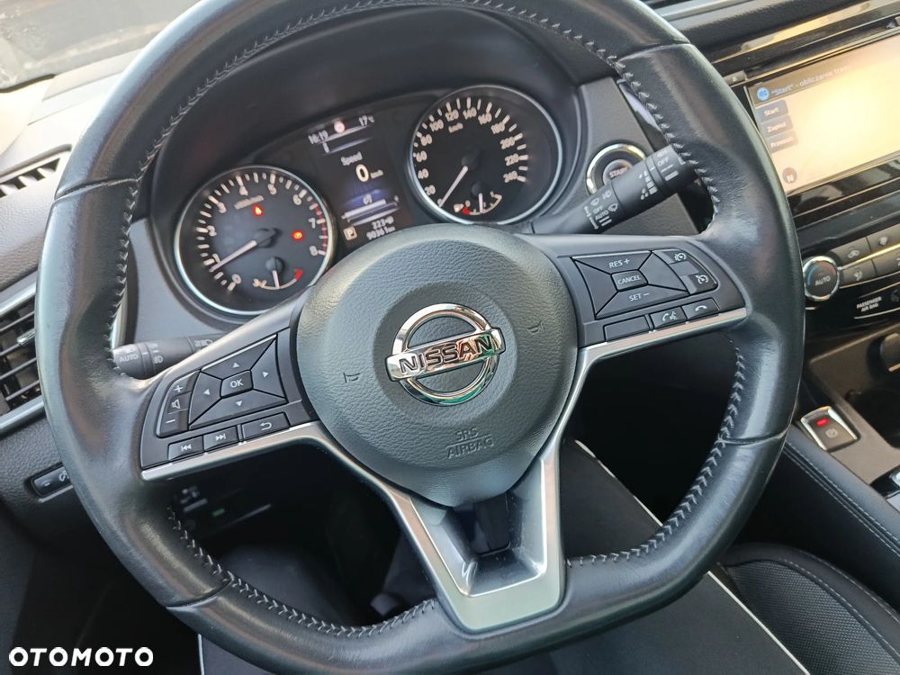 Nissan Qashqai 1.2 DIG-T N-Connecta Xtronic EU6 - 27