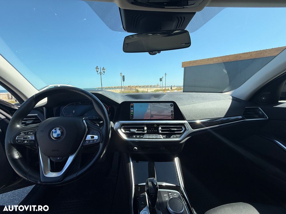BMW Seria 3 320i AT - 5