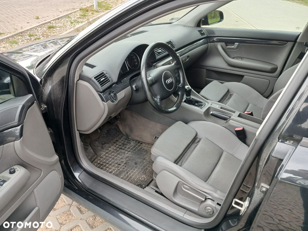 Audi A4 Limousine - 23