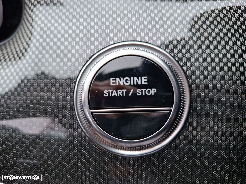 Mercedes-Benz C 300 de AMG Line - 18