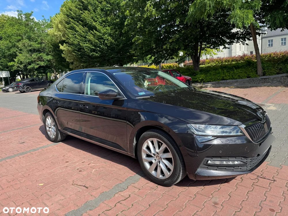 Skoda Superb 2.0 TDI SCR Ambition DSG - 4