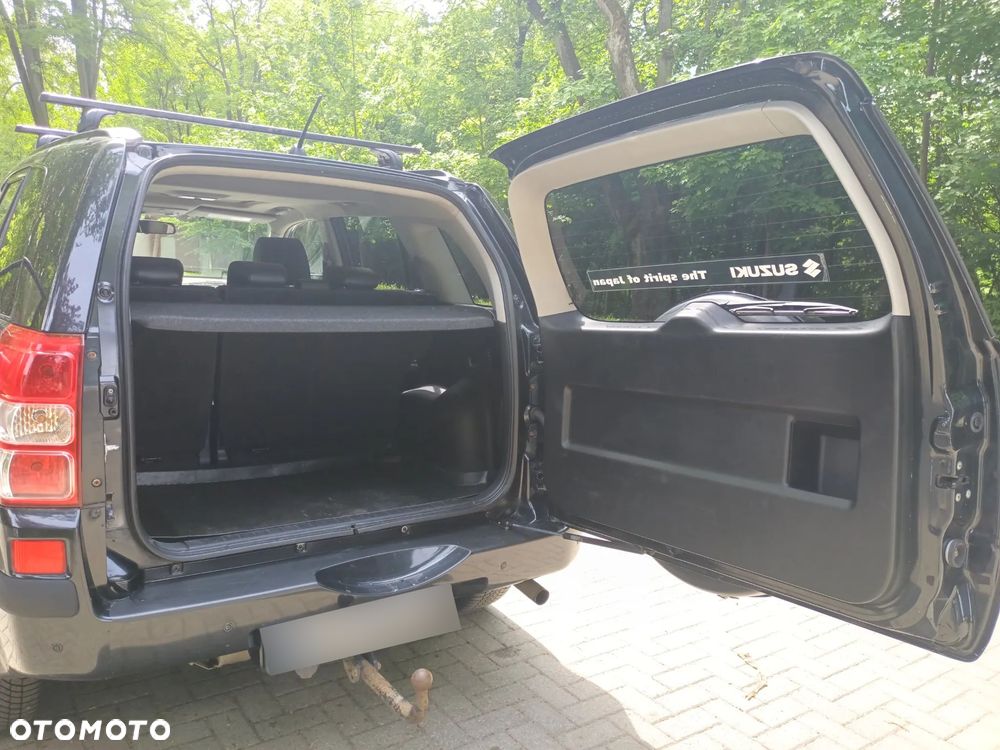 Suzuki Grand Vitara 2.0 - 25