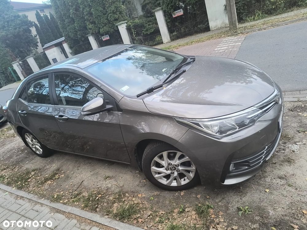 Toyota Corolla 1.6 Premium - 1