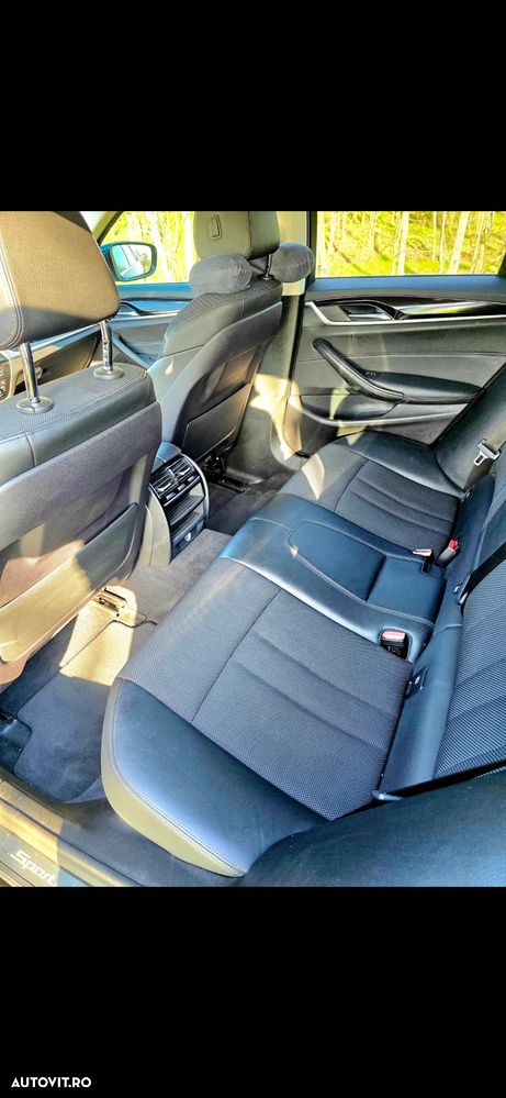 BMW Seria 5 518d Aut. Luxury Line - 11