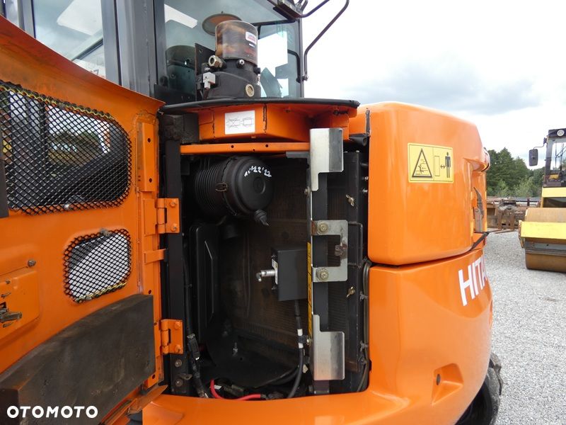 Hitachi ZAXIS 85USB / ROTOTILT / Tylko 5.541mtg / Nowe gasienice / - 18