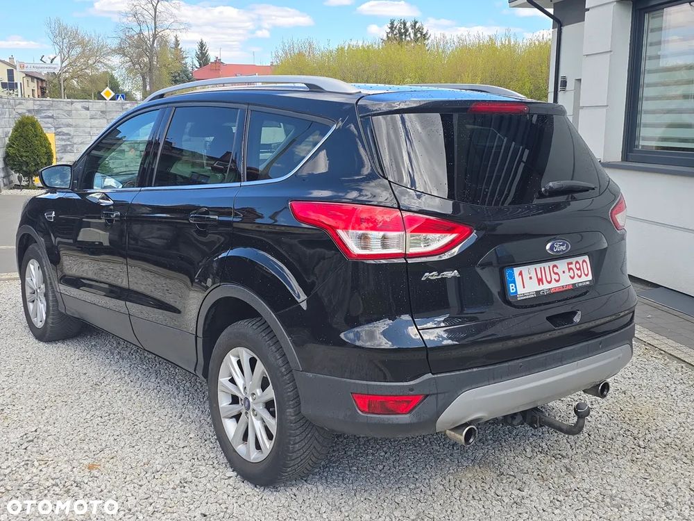 Ford Kuga 2.0 TDCi 2x4 Titanium - 5