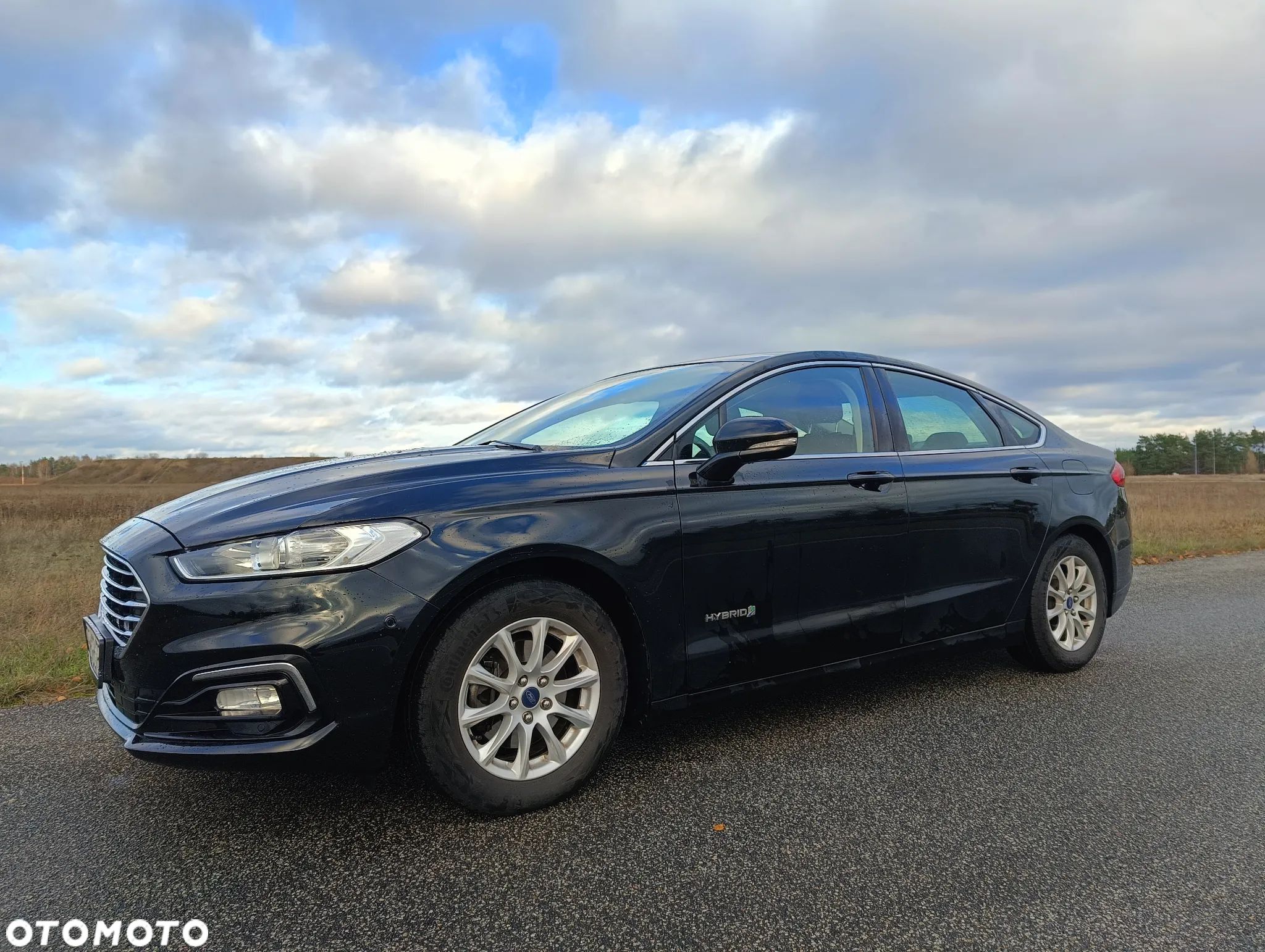 Ford Mondeo 2.0 Hybrid Titanium - 1