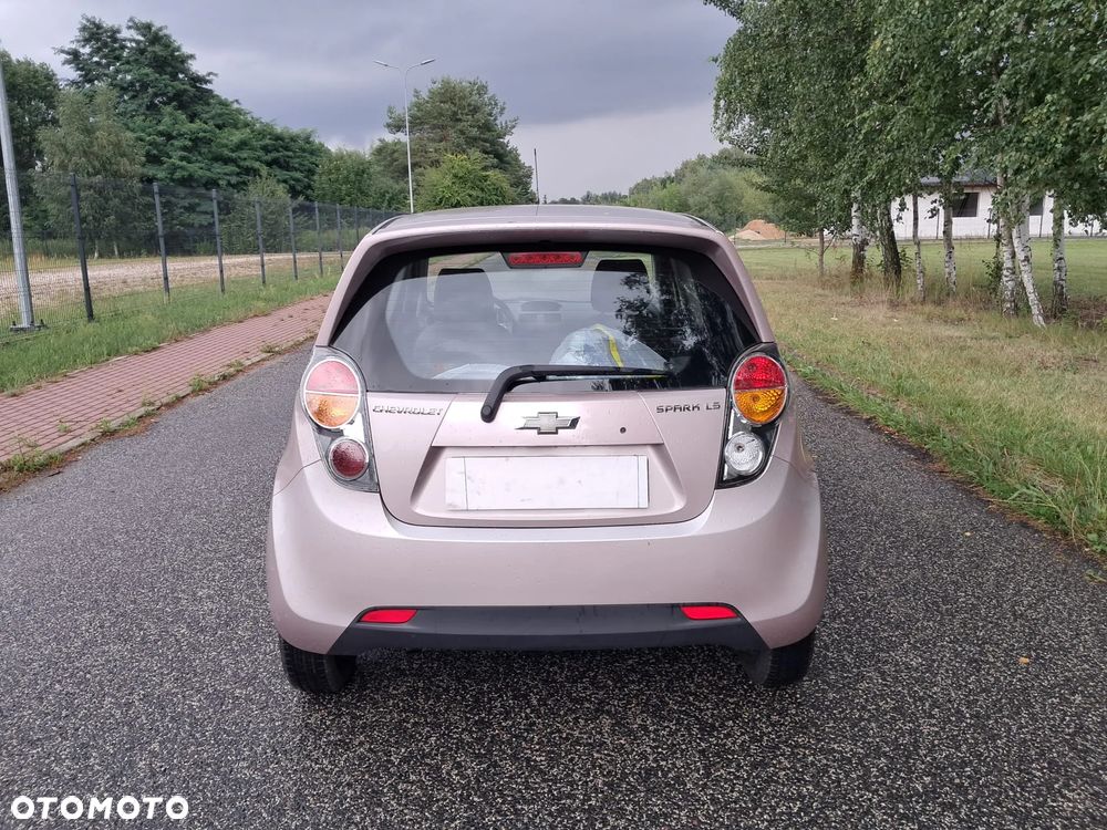 Chevrolet Spark - 5