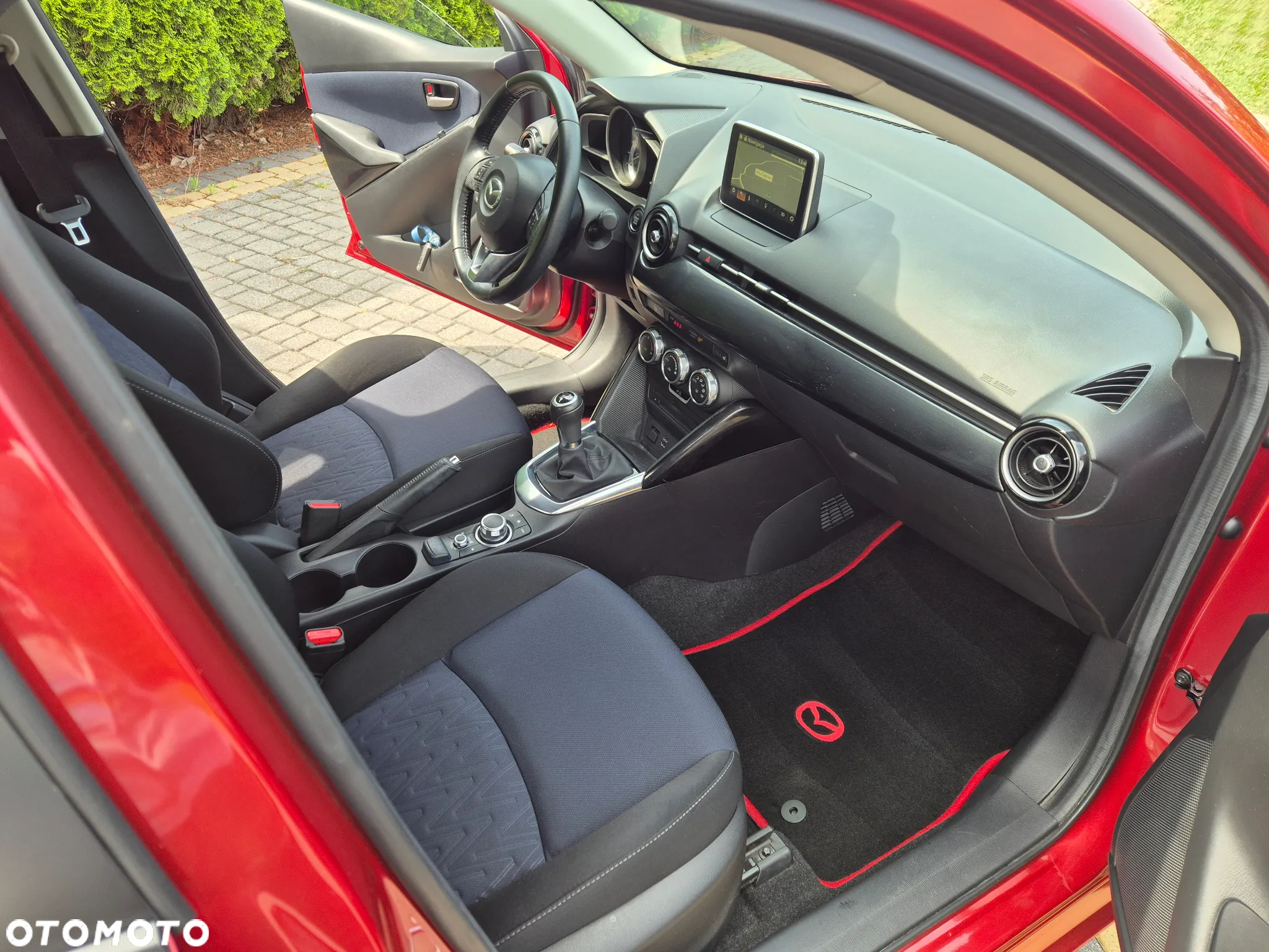 Mazda 2 SKYACTIV-G 90 Exclusive-Line - 14