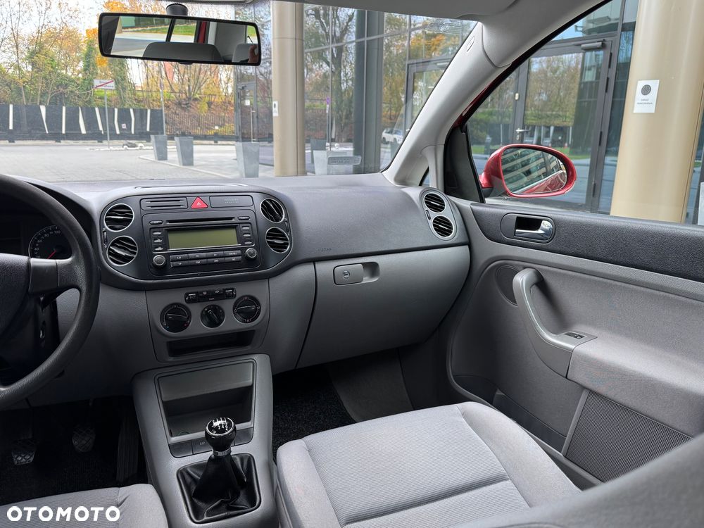 Volkswagen Golf - 11